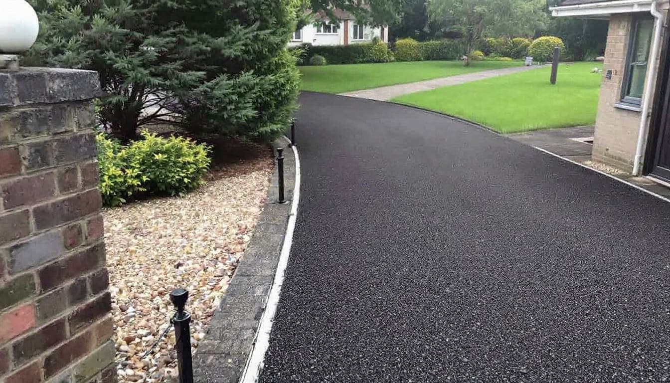 smooth-tarmac-driveway-outdoor-road